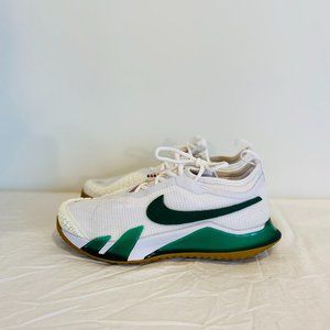 NikeCourt React Vapor NXT Women's Hard Court Tennis Shoes